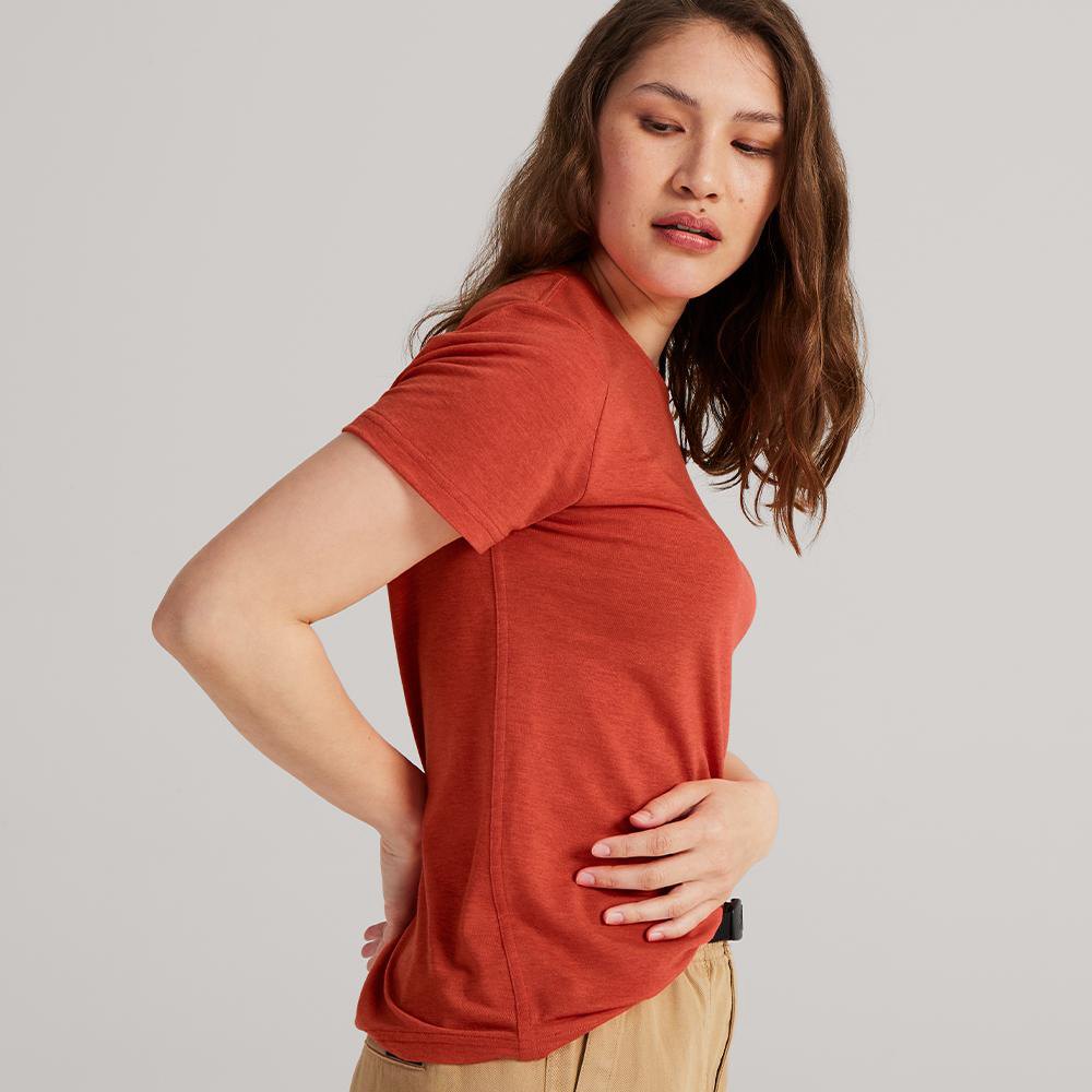 Allbirds Women's T-Shirt Red - TrinoXO™ Classic Fit - 52139VSTH